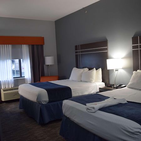 Best Western Elkhart Inn & Suites Екстериор снимка