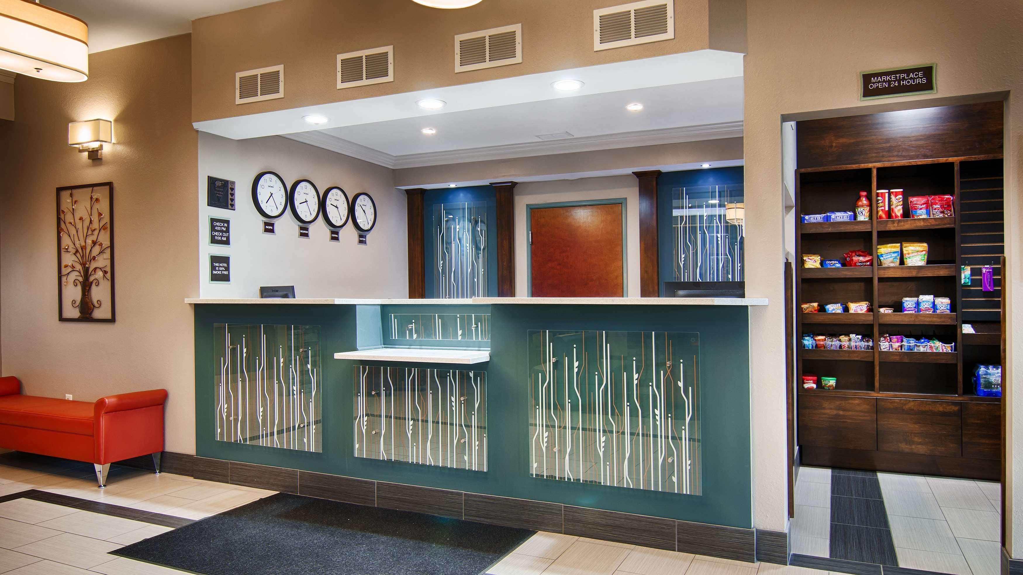 Best Western Elkhart Inn & Suites Екстериор снимка