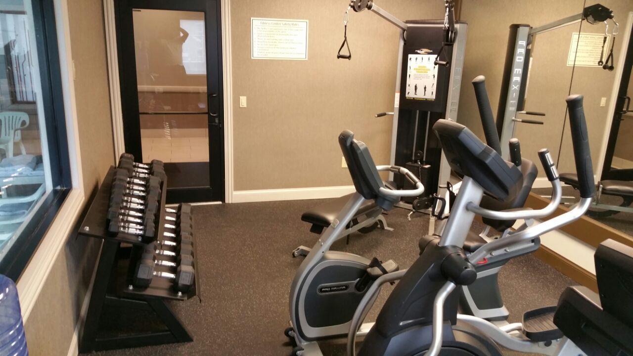 Best Western Elkhart Inn & Suites Екстериор снимка